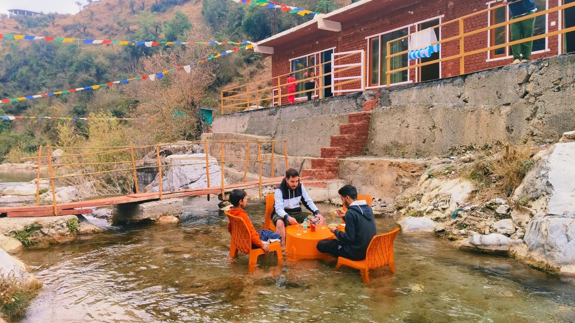 Rivulet Resort & Camping Mussoorie Dış mekan fotoğraf